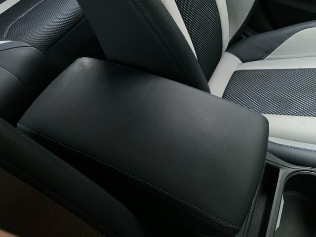 ＸＶ アドバンス　ワンオーナー（抹消済）／セイフティプラス／純正ＤＩＡＴＯＮＥナビ／ＥＴＣ／Ｓ・Ｂカメラ／ドラレコ／衝突軽減／追従クルコン／誤発進抑制／ＡＬＫ／後側方警戒／アダプティブドライビングビーム／前席Ｐシート（40枚目）