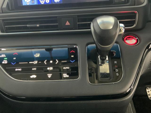 オデッセイハイブリッド e:HEVアブソルート・EX 10型インターナビ/フリップダウン/ETC2.0/前後ドラレコ/マルチビュー/衝突軽減/追従クルコン/誤発進抑制/LKAS/後側方警戒/電動Bドア/両パワスラ/リアAAC/前席Pシート・シートヒーター(18枚目)