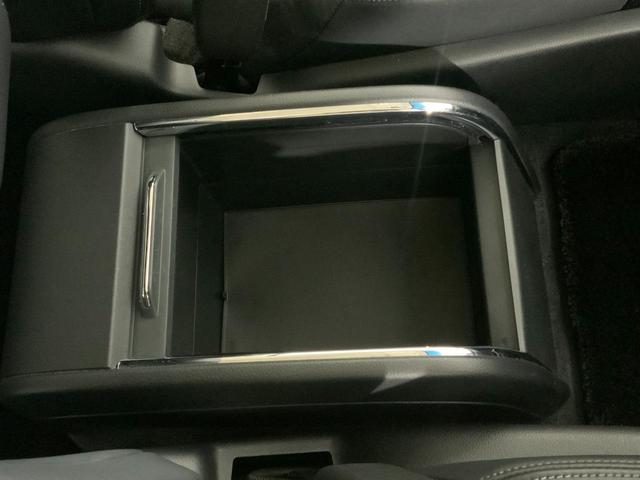 オデッセイハイブリッド e:HEVアブソルート・EX 10型インターナビ/フリップダウン/ETC2.0/前後ドラレコ/マルチビュー/衝突軽減/追従クルコン/誤発進抑制/LKAS/後側方警戒/電動Bドア/両パワスラ/リアAAC/前席Pシート・シートヒーター(40枚目)