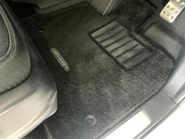 オデッセイハイブリッド e:HEVアブソルート・EX 10型インターナビ/フリップダウン/ETC2.0/前後ドラレコ/マルチビュー/衝突軽減/追従クルコン/誤発進抑制/LKAS/後側方警戒/電動Bドア/両パワスラ/リアAAC/前席Pシート・シートヒーター(51枚目)