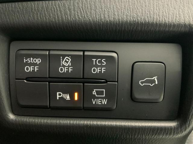 接触を未然に防ぐ、クリアランスソナー搭載です。車を守るためには必須のアイテムですね。