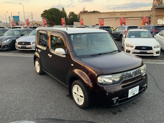 キューブ １５Ｘ　Ｖセレクション　自社ユーザー買取車／ホワイトパールルーフ（ツートン）／ヴィンテージキャメルインテリア／フォグライト／プラズマクラスター付きＡＡＣ／インテリジェントキー・Ｐスタート／純正ナビ／フルセグ／Ｂカメラ／ＥＴＣ（13枚目）