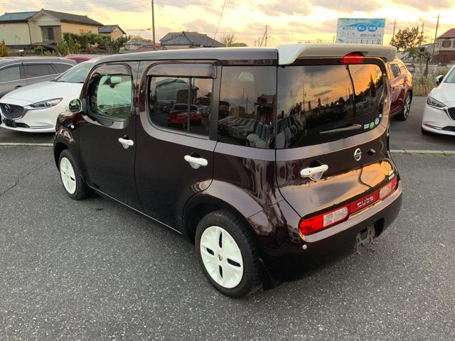 キューブ １５Ｘ　Ｖセレクション　自社ユーザー買取車／ホワイトパールルーフ（ツートン）／ヴィンテージキャメルインテリア／フォグライト／プラズマクラスター付きＡＡＣ／インテリジェントキー・Ｐスタート／純正ナビ／フルセグ／Ｂカメラ／ＥＴＣ（17枚目）