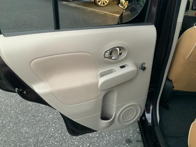 キューブ １５Ｘ　Ｖセレクション　自社ユーザー買取車／ホワイトパールルーフ（ツートン）／ヴィンテージキャメルインテリア／フォグライト／プラズマクラスター付きＡＡＣ／インテリジェントキー・Ｐスタート／純正ナビ／フルセグ／Ｂカメラ／ＥＴＣ（41枚目）