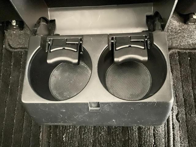 エスクード クロスアドベンチャー　４ＷＤ　ＥＴＣ　オートクルーズコントロール　サンルーフ　オートライト　ＨＩＤ　アルミホイール　スマートキー　電動格納ミラー　シートヒーター　ＡＴ　盗難防止システム　衝突安全ボディ　ＣＤ　ＵＳＢ　ＡＢＳ（36枚目）