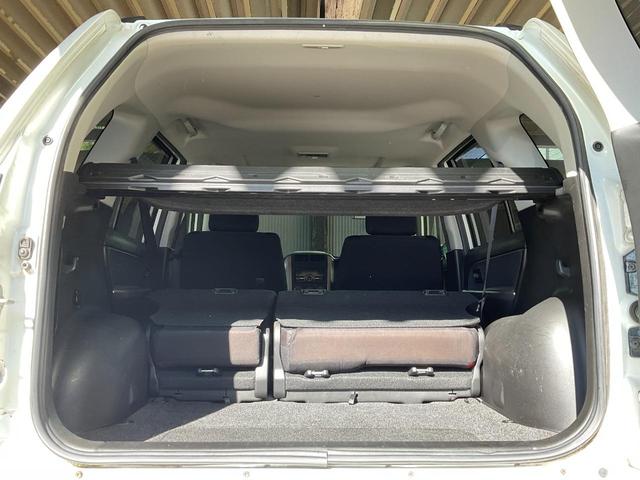 エスクード クロスアドベンチャー　４ＷＤ　ＥＴＣ　オートクルーズコントロール　サンルーフ　オートライト　ＨＩＤ　アルミホイール　スマートキー　電動格納ミラー　シートヒーター　ＡＴ　盗難防止システム　衝突安全ボディ　ＣＤ　ＵＳＢ　ＡＢＳ（38枚目）