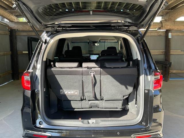 オデッセイハイブリッド ｅ：ＨＥＶアブソルート・ＥＸ　ハイブリッド　ドライブレコーダー　全周囲カメラ　ナビ　ＴＶ　両側電動スライドドア　クリアランスソナー　オートクルーズコントロール　レーンアシスト　衝突被害軽減システム　オートライト　ＬＥＤヘッドランプ（23枚目）