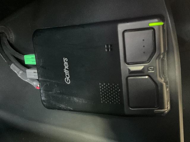 オデッセイハイブリッド ｅ：ＨＥＶアブソルート・ＥＸ　ハイブリッド　ドライブレコーダー　全周囲カメラ　ナビ　ＴＶ　両側電動スライドドア　クリアランスソナー　オートクルーズコントロール　レーンアシスト　衝突被害軽減システム　オートライト　ＬＥＤヘッドランプ（25枚目）