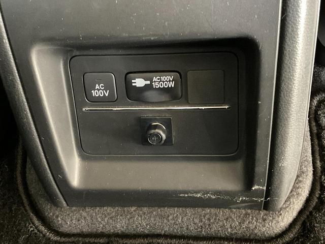 オデッセイハイブリッド ｅ：ＨＥＶアブソルート・ＥＸ　ハイブリッド　ドライブレコーダー　全周囲カメラ　ナビ　ＴＶ　両側電動スライドドア　クリアランスソナー　オートクルーズコントロール　レーンアシスト　衝突被害軽減システム　オートライト　ＬＥＤヘッドランプ（31枚目）