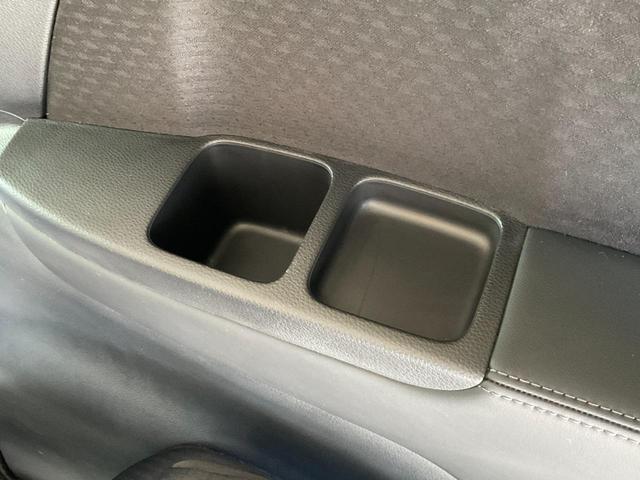 オデッセイハイブリッド ｅ：ＨＥＶアブソルート・ＥＸ　ハイブリッド　ドライブレコーダー　全周囲カメラ　ナビ　ＴＶ　両側電動スライドドア　クリアランスソナー　オートクルーズコントロール　レーンアシスト　衝突被害軽減システム　オートライト　ＬＥＤヘッドランプ（37枚目）