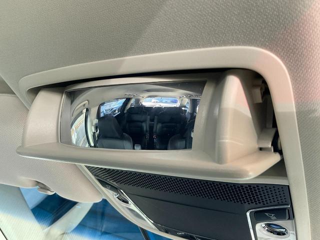 オデッセイハイブリッド ｅ：ＨＥＶアブソルート・ＥＸ　ハイブリッド　ドライブレコーダー　全周囲カメラ　ナビ　ＴＶ　両側電動スライドドア　クリアランスソナー　オートクルーズコントロール　レーンアシスト　衝突被害軽減システム　オートライト　ＬＥＤヘッドランプ（52枚目）