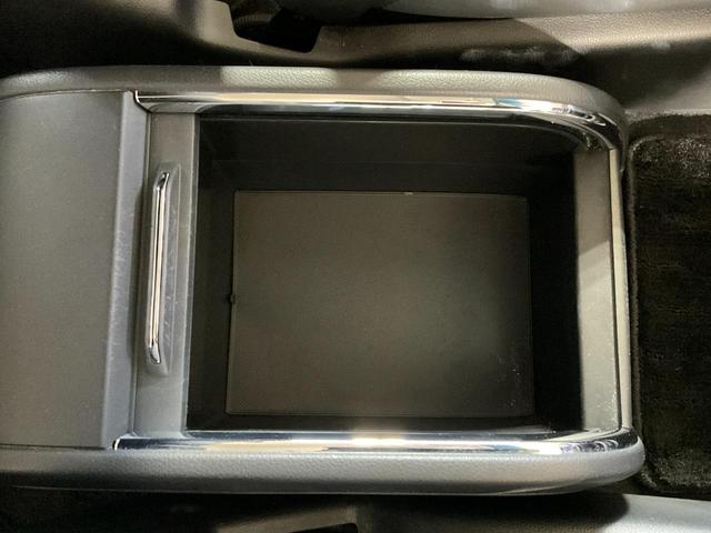 オデッセイハイブリッド ｅ：ＨＥＶアブソルート・ＥＸ　ハイブリッド　ドライブレコーダー　全周囲カメラ　ナビ　ＴＶ　両側電動スライドドア　クリアランスソナー　オートクルーズコントロール　レーンアシスト　衝突被害軽減システム　オートライト　ＬＥＤヘッドランプ（58枚目）