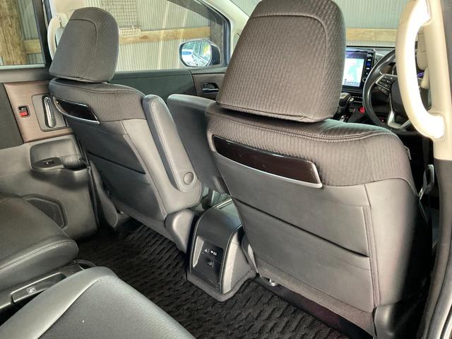 オデッセイハイブリッド ｅ：ＨＥＶアブソルート・ＥＸ　ハイブリッド　ドライブレコーダー　全周囲カメラ　ナビ　ＴＶ　両側電動スライドドア　クリアランスソナー　オートクルーズコントロール　レーンアシスト　衝突被害軽減システム　オートライト　ＬＥＤヘッドランプ（59枚目）