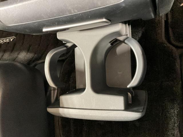 オデッセイハイブリッド ｅ：ＨＥＶアブソルート・ＥＸ　ハイブリッド　ドライブレコーダー　全周囲カメラ　ナビ　ＴＶ　両側電動スライドドア　クリアランスソナー　オートクルーズコントロール　レーンアシスト　衝突被害軽減システム　オートライト　ＬＥＤヘッドランプ（60枚目）