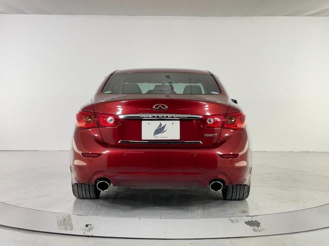 スカイライン ３５０ＧＴハイブリッドタイプＳＰクールエクスクルシブ　ドライブレコーダー　ＥＴＣ　クリアランスソナー　オートクルーズコントロール　衝突被害軽減システム　全周囲カメラ　ナビ　アルミホイール　オートライト　ＬＥＤヘッドランプ　ＡＴ　シートヒーター（6枚目）