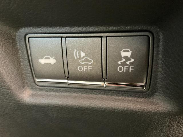 スカイライン ３５０ＧＴハイブリッドタイプＳＰクールエクスクルシブ　ドライブレコーダー　ＥＴＣ　クリアランスソナー　オートクルーズコントロール　衝突被害軽減システム　全周囲カメラ　ナビ　アルミホイール　オートライト　ＬＥＤヘッドランプ　ＡＴ　シートヒーター（19枚目）