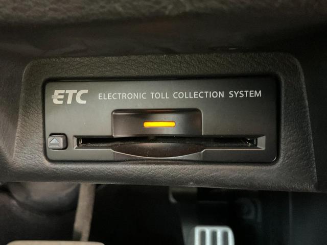 スカイライン ３５０ＧＴハイブリッドタイプＳＰクールエクスクルシブ　ドライブレコーダー　ＥＴＣ　クリアランスソナー　オートクルーズコントロール　衝突被害軽減システム　全周囲カメラ　ナビ　アルミホイール　オートライト　ＬＥＤヘッドランプ　ＡＴ　シートヒーター（20枚目）