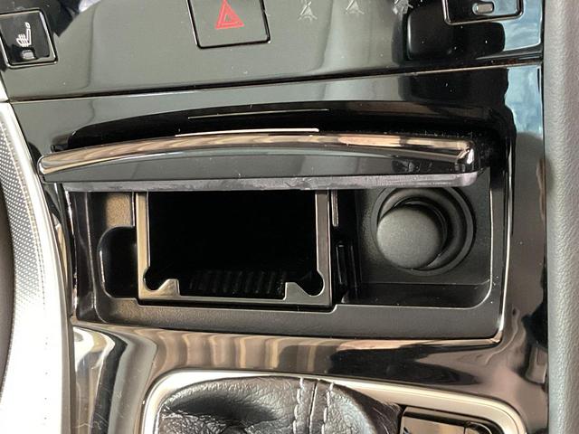 スカイライン ３５０ＧＴハイブリッドタイプＳＰクールエクスクルシブ　ドライブレコーダー　ＥＴＣ　クリアランスソナー　オートクルーズコントロール　衝突被害軽減システム　全周囲カメラ　ナビ　アルミホイール　オートライト　ＬＥＤヘッドランプ　ＡＴ　シートヒーター（28枚目）