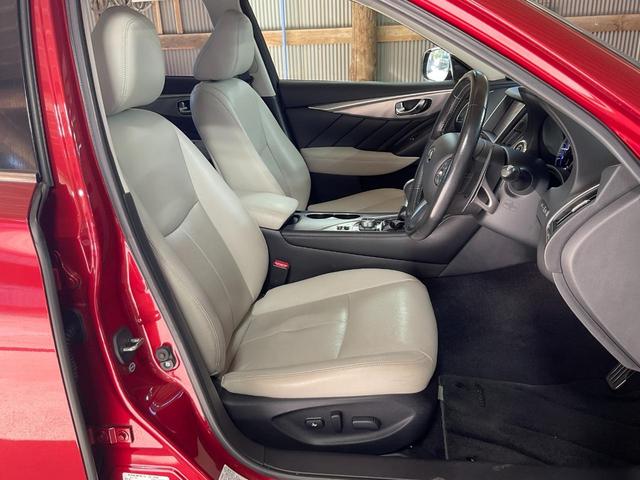 スカイライン ３５０ＧＴハイブリッドタイプＳＰクールエクスクルシブ　ドライブレコーダー　ＥＴＣ　クリアランスソナー　オートクルーズコントロール　衝突被害軽減システム　全周囲カメラ　ナビ　アルミホイール　オートライト　ＬＥＤヘッドランプ　ＡＴ　シートヒーター（33枚目）