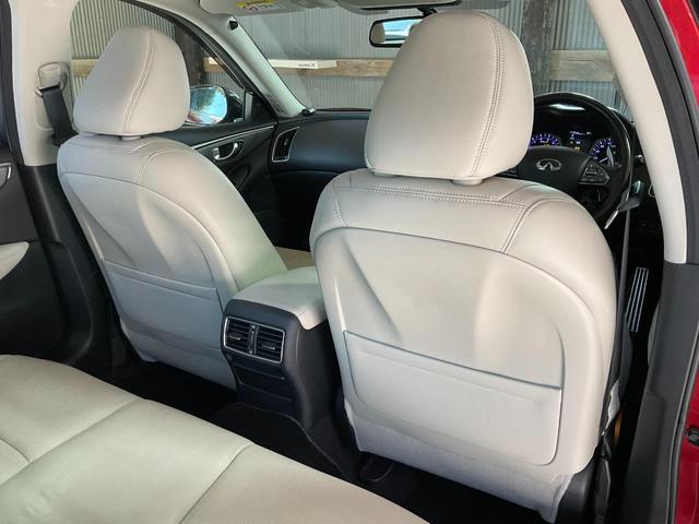 スカイライン ３５０ＧＴハイブリッドタイプＳＰクールエクスクルシブ　ドライブレコーダー　ＥＴＣ　クリアランスソナー　オートクルーズコントロール　衝突被害軽減システム　全周囲カメラ　ナビ　アルミホイール　オートライト　ＬＥＤヘッドランプ　ＡＴ　シートヒーター（38枚目）