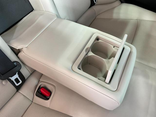 スカイライン ３５０ＧＴハイブリッドタイプＳＰクールエクスクルシブ　ドライブレコーダー　ＥＴＣ　クリアランスソナー　オートクルーズコントロール　衝突被害軽減システム　全周囲カメラ　ナビ　アルミホイール　オートライト　ＬＥＤヘッドランプ　ＡＴ　シートヒーター（42枚目）