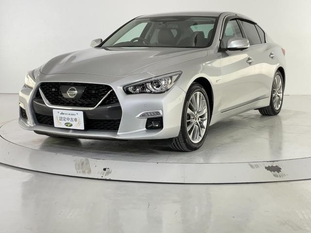 スカイライン ハイブリッド　ＧＴ　タイプＰ　４ＷＤ　ドライブレコーダー　クリアランスソナー　オートクルーズコントロール　衝突被害軽減システム　全周囲カメラ　ナビ　ＴＶ　アルミホイール　オートライト　ＬＥＤヘッドランプ　ＡＴ　シートヒーター（2枚目）