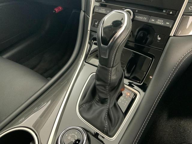 スカイライン ハイブリッド　ＧＴ　タイプＰ　４ＷＤ　ドライブレコーダー　クリアランスソナー　オートクルーズコントロール　衝突被害軽減システム　全周囲カメラ　ナビ　ＴＶ　アルミホイール　オートライト　ＬＥＤヘッドランプ　ＡＴ　シートヒーター（18枚目）