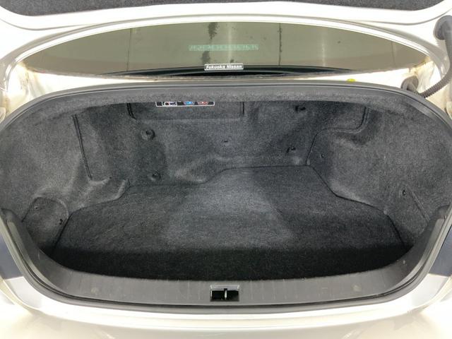 スカイライン ハイブリッド　ＧＴ　タイプＰ　４ＷＤ　ドライブレコーダー　クリアランスソナー　オートクルーズコントロール　衝突被害軽減システム　全周囲カメラ　ナビ　ＴＶ　アルミホイール　オートライト　ＬＥＤヘッドランプ　ＡＴ　シートヒーター（24枚目）