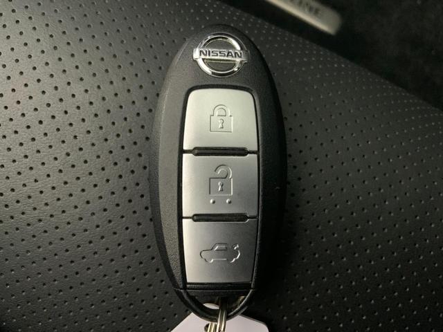 スカイライン ハイブリッド　ＧＴ　タイプＰ　４ＷＤ　ドライブレコーダー　クリアランスソナー　オートクルーズコントロール　衝突被害軽減システム　全周囲カメラ　ナビ　ＴＶ　アルミホイール　オートライト　ＬＥＤヘッドランプ　ＡＴ　シートヒーター（33枚目）