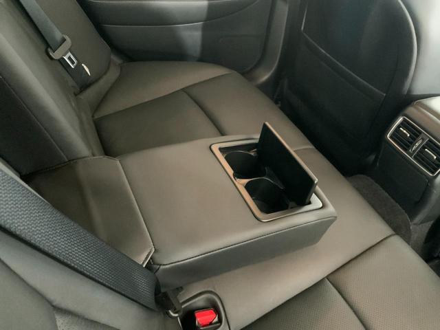 スカイライン ハイブリッド　ＧＴ　タイプＰ　４ＷＤ　ドライブレコーダー　クリアランスソナー　オートクルーズコントロール　衝突被害軽減システム　全周囲カメラ　ナビ　ＴＶ　アルミホイール　オートライト　ＬＥＤヘッドランプ　ＡＴ　シートヒーター（40枚目）