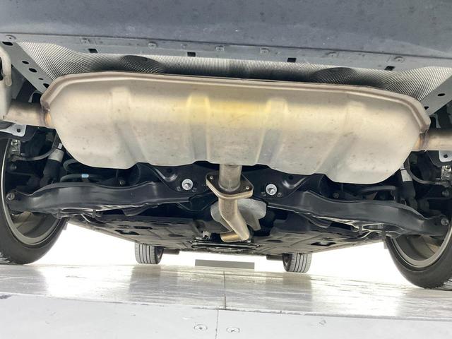 ＭＡＺＤＡ６セダン ＸＤ　２０ｔｈアニバーサリーエディション　ドライブレコーダー　クリアランスソナー　レーンアシスト　オートクルーズコントロール　衝突被害軽減システム　全周囲カメラ　ＴＶ　アルミホイール　オートライト　ＬＥＤヘッドランプ　サンルーフ　ＡＴ（11枚目）