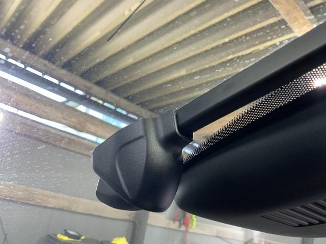 ＭＡＺＤＡ６セダン ＸＤ　２０ｔｈアニバーサリーエディション　ドライブレコーダー　クリアランスソナー　レーンアシスト　オートクルーズコントロール　衝突被害軽減システム　全周囲カメラ　ＴＶ　アルミホイール　オートライト　ＬＥＤヘッドランプ　サンルーフ　ＡＴ（19枚目）