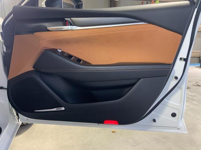 ＭＡＺＤＡ６セダン ＸＤ　２０ｔｈアニバーサリーエディション　ドライブレコーダー　クリアランスソナー　レーンアシスト　オートクルーズコントロール　衝突被害軽減システム　全周囲カメラ　ＴＶ　アルミホイール　オートライト　ＬＥＤヘッドランプ　サンルーフ　ＡＴ（24枚目）