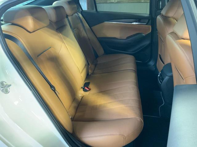 ＭＡＺＤＡ６セダン ＸＤ　２０ｔｈアニバーサリーエディション　ドライブレコーダー　クリアランスソナー　レーンアシスト　オートクルーズコントロール　衝突被害軽減システム　全周囲カメラ　ＴＶ　アルミホイール　オートライト　ＬＥＤヘッドランプ　サンルーフ　ＡＴ（51枚目）