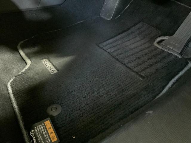 ＭＡＺＤＡ６セダン ＸＤ　２０ｔｈアニバーサリーエディション　ドライブレコーダー　クリアランスソナー　レーンアシスト　オートクルーズコントロール　衝突被害軽減システム　全周囲カメラ　ＴＶ　アルミホイール　オートライト　ＬＥＤヘッドランプ　サンルーフ　ＡＴ（54枚目）