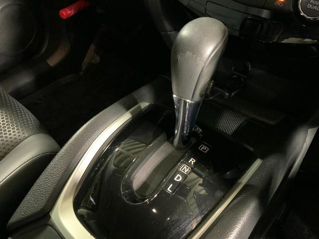 エクストレイル ２０Ｘ　ブラックエクストリーマーＸ　４ＷＤ　ドライブレコーダー　クリアランスソナー　サンルーフ　ＴＶ　オートライト　ＬＥＤヘッドランプ　アルミホイール　スマートキー　シートヒーター　ＣＶＴ　盗難防止システム　衝突安全ボディ　ＣＤ（20枚目）