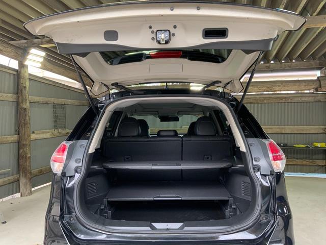 エクストレイル ２０Ｘ　ブラックエクストリーマーＸ　４ＷＤ　ドライブレコーダー　クリアランスソナー　サンルーフ　ＴＶ　オートライト　ＬＥＤヘッドランプ　アルミホイール　スマートキー　シートヒーター　ＣＶＴ　盗難防止システム　衝突安全ボディ　ＣＤ（23枚目）