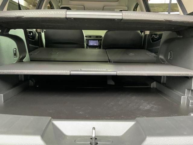 エクストレイル ２０Ｘ　ブラックエクストリーマーＸ　４ＷＤ　ドライブレコーダー　クリアランスソナー　サンルーフ　ＴＶ　オートライト　ＬＥＤヘッドランプ　アルミホイール　スマートキー　シートヒーター　ＣＶＴ　盗難防止システム　衝突安全ボディ　ＣＤ（25枚目）