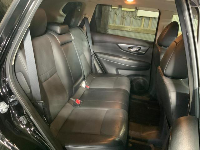 エクストレイル ２０Ｘ　ブラックエクストリーマーＸ　４ＷＤ　ドライブレコーダー　クリアランスソナー　サンルーフ　ＴＶ　オートライト　ＬＥＤヘッドランプ　アルミホイール　スマートキー　シートヒーター　ＣＶＴ　盗難防止システム　衝突安全ボディ　ＣＤ（40枚目）