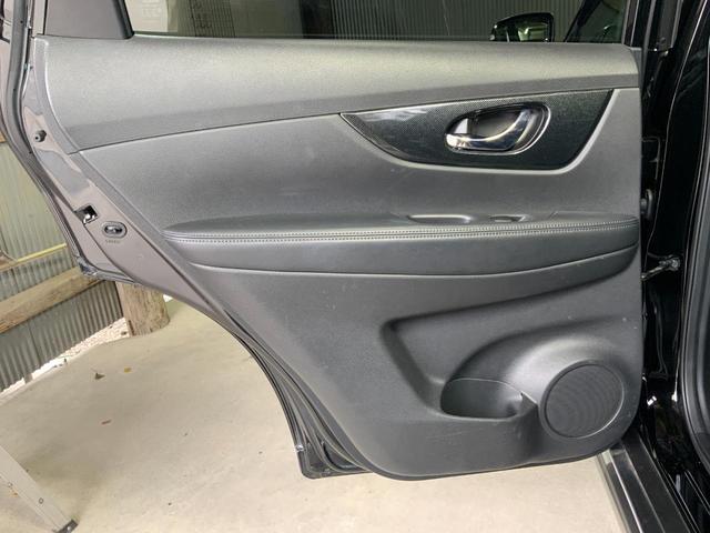 エクストレイル ２０Ｘ　ブラックエクストリーマーＸ　４ＷＤ　ドライブレコーダー　クリアランスソナー　サンルーフ　ＴＶ　オートライト　ＬＥＤヘッドランプ　アルミホイール　スマートキー　シートヒーター　ＣＶＴ　盗難防止システム　衝突安全ボディ　ＣＤ（46枚目）