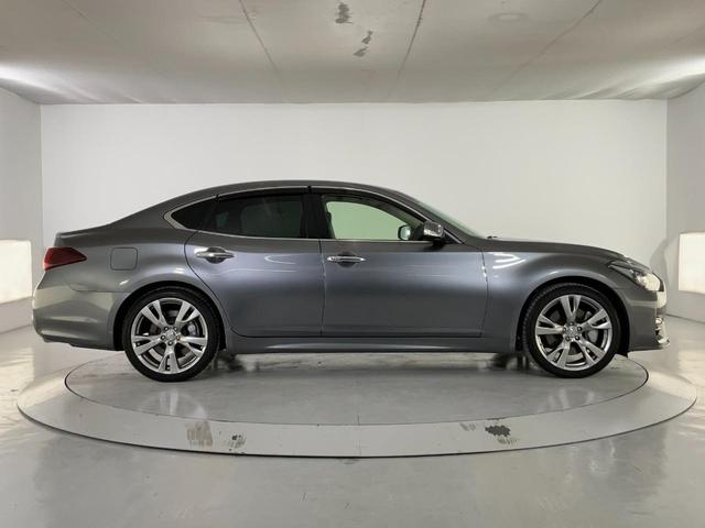 フーガ ３７０ＧＴ　タイプＳ　ドライブレコーダー　ＥＴＣ　クリアランスソナー　レーンアシスト　オートクルーズコントロール　衝突被害軽減システム　全周囲カメラ　アルミホイール　オートライト　ＬＥＤヘッドランプ　ＡＴ　シートエアコン（8枚目）