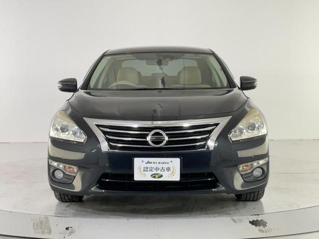 ティアナ ＸＬ　純正ナビ／Ｂカメラ／衝突軽減ブレーキ／踏み間違い防止／ＨＩＤヘッドランプ／オートライト／フォグランプ／左右独立ＡＡＣ／純正１６インチＡＷ／Ｐシート／助手席パワーオットマン／キーレス・プッシュスタート（3枚目）