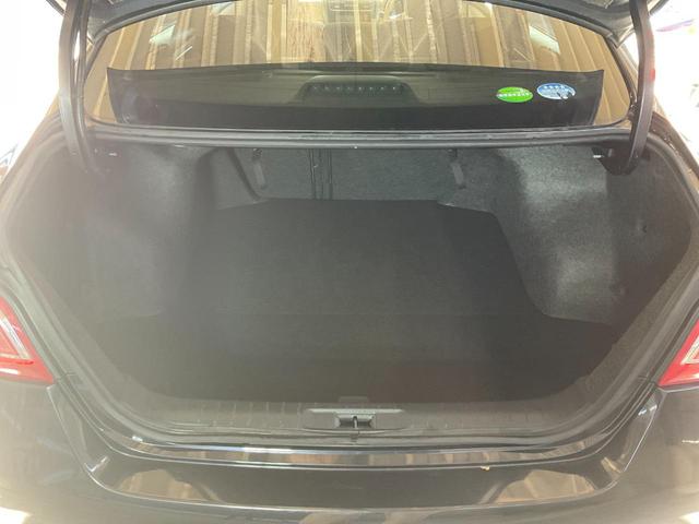 ティアナ ＸＬ　純正ナビ／Ｂカメラ／衝突軽減ブレーキ／踏み間違い防止／ＨＩＤヘッドランプ／オートライト／フォグランプ／左右独立ＡＡＣ／純正１６インチＡＷ／Ｐシート／助手席パワーオットマン／キーレス・プッシュスタート（24枚目）