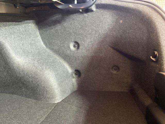 ティアナ ＸＬ　純正ナビ／Ｂカメラ／衝突軽減ブレーキ／踏み間違い防止／ＨＩＤヘッドランプ／オートライト／フォグランプ／左右独立ＡＡＣ／純正１６インチＡＷ／Ｐシート／助手席パワーオットマン／キーレス・プッシュスタート（51枚目）