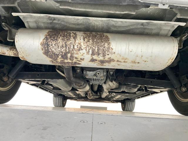 エクストレイル ２０ＸｔブラックエクストリーマＸエマジェンシブレキＰ　３列７人乗／純正コネクトナビ／アラウンドビュー／ＥＴＣ／衝突軽減／クルコン／踏み間違い防止／ＬＤＷ／オートＢドア／パーキングアシスト／ＬＥＤヘッドランプ／オートライト／防水シート／純正１７インチＡＷ（13枚目）