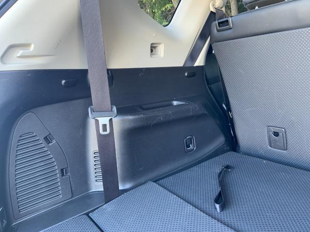 エクストレイル ２０ＸｔブラックエクストリーマＸエマジェンシブレキＰ　３列７人乗／純正コネクトナビ／アラウンドビュー／ＥＴＣ／衝突軽減／クルコン／踏み間違い防止／ＬＤＷ／オートＢドア／パーキングアシスト／ＬＥＤヘッドランプ／オートライト／防水シート／純正１７インチＡＷ（35枚目）