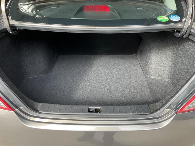 ラティオ Ｇ　後期型／バンパーメッキ加飾／バニティミラー／プッシュ式ＡＡＣ／インテリジェントキー／プッシュエンジンスタート／純正メモリーナビ／フルセグ／ＣＤ／Ｂｌｕｅｔｏｏｔｈ／ＥＴＣ（24枚目）