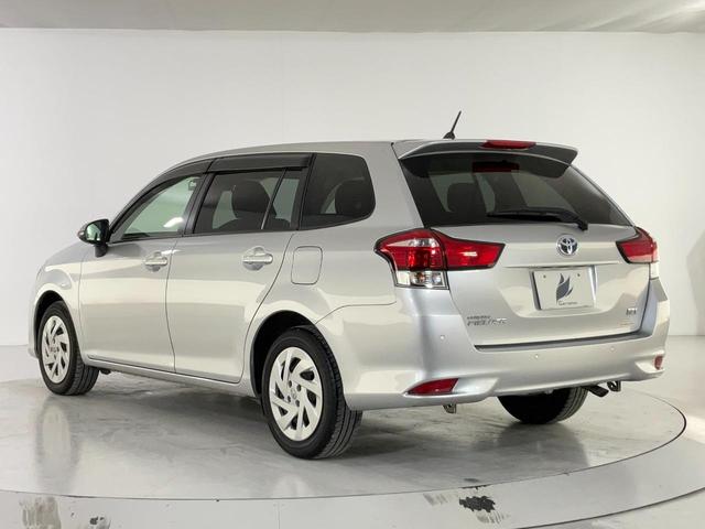 カローラフィールダー ハイブリッド EX 現行型/セーフティセンス(プリクラッシュセーフティ/レーンディパーチャーアラート/ATハイビーム/先行車発進告知/ブラック加飾LEDヘッド/スマートキー/純正ナビ/Bluetooth/ETC/ドラレコ(5枚目)