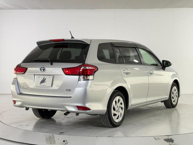 カローラフィールダー ハイブリッド EX 現行型/セーフティセンス(プリクラッシュセーフティ/レーンディパーチャーアラート/ATハイビーム/先行車発進告知/ブラック加飾LEDヘッド/スマートキー/純正ナビ/Bluetooth/ETC/ドラレコ(7枚目)