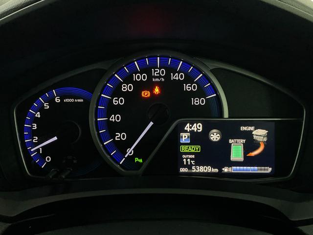 カローラフィールダー ハイブリッド EX 現行型/セーフティセンス(プリクラッシュセーフティ/レーンディパーチャーアラート/ATハイビーム/先行車発進告知/ブラック加飾LEDヘッド/スマートキー/純正ナビ/Bluetooth/ETC/ドラレコ(12枚目)